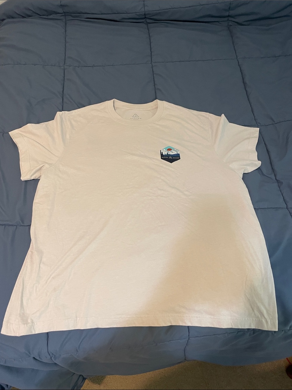 Alpine Design White Short Sleeve Tee with Small Mountain Graphic